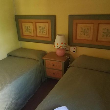 Residence Il Poggiolino Montecarelli Habitación foto